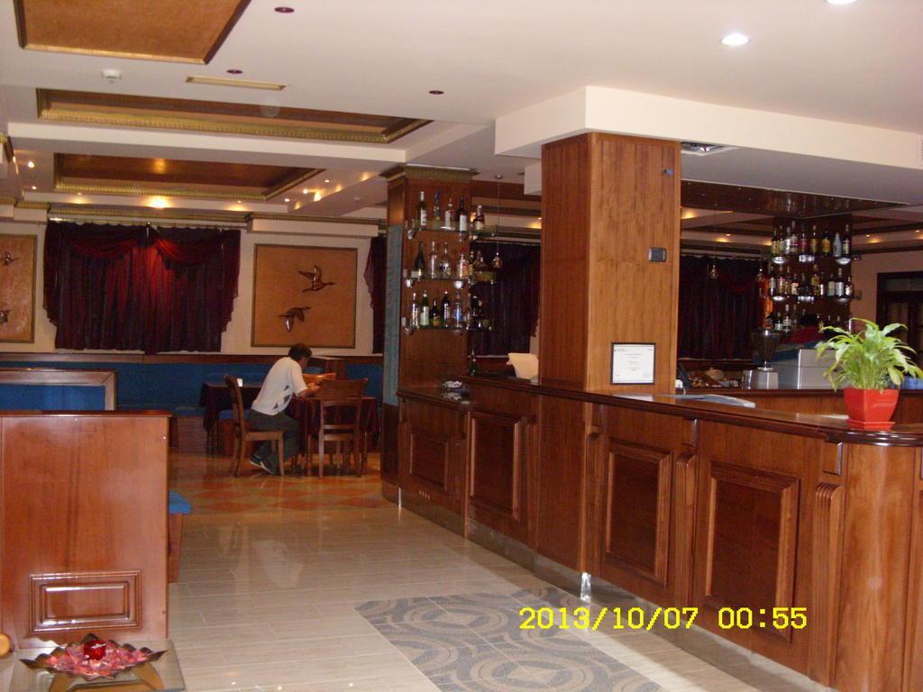 Hotel Elysee Τίρανα Εξωτερικό φωτογραφία