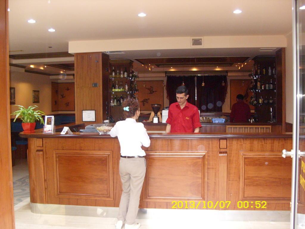 Hotel Elysee Τίρανα Εξωτερικό φωτογραφία