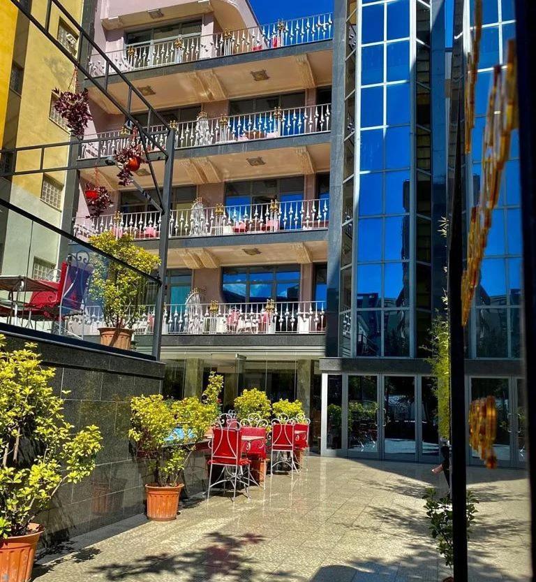 Hotel Elysee Τίρανα Εξωτερικό φωτογραφία