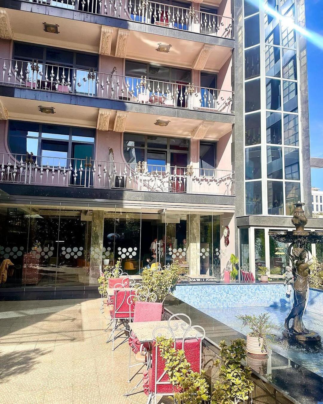Hotel Elysee Τίρανα Εξωτερικό φωτογραφία